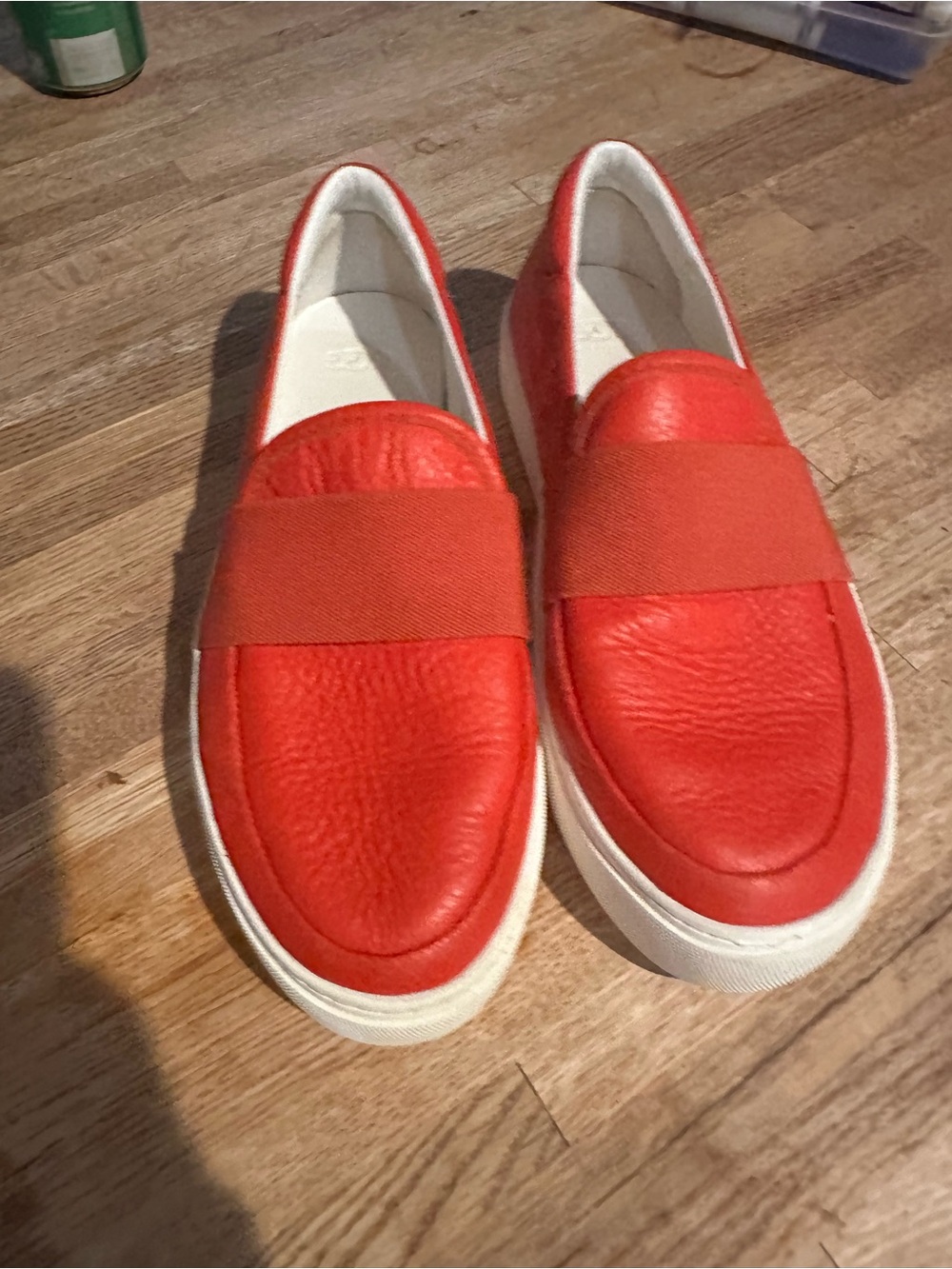 UGG Sammy Red Pebbled Leather Slip-On Sneakers Women’s 7.5 Style 1112415